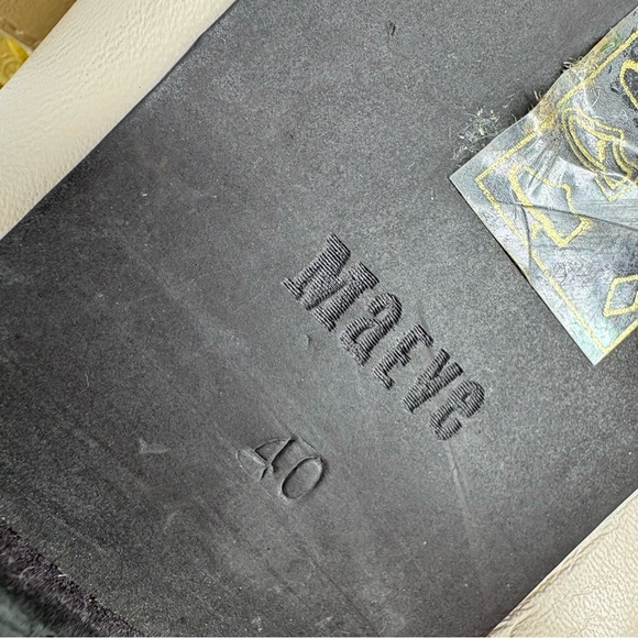 Maeve Buckle Mary Jane Flats Beige Leather Size 40 - Picture 10 of 10